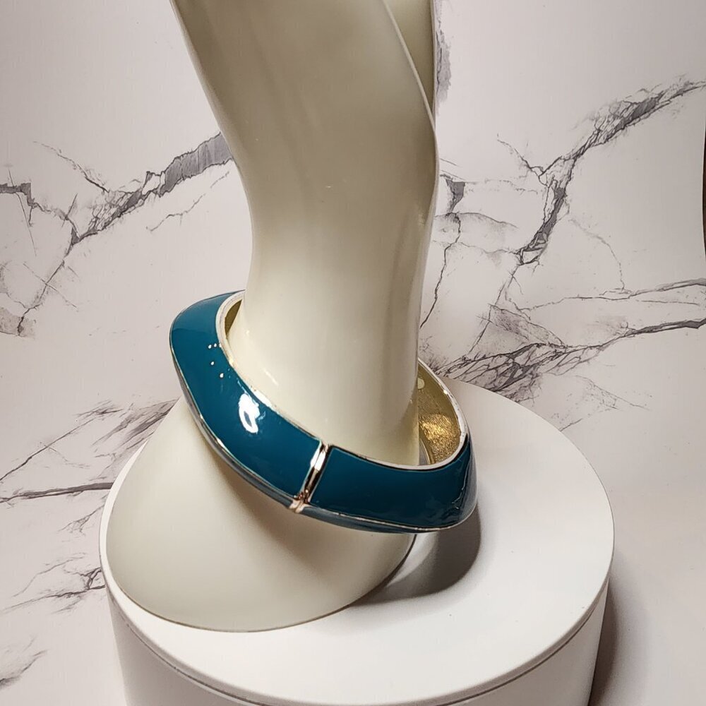 Silver Tone and Turquoise Enamel Hinged Fashion Bracelet - Picture 4 of 9